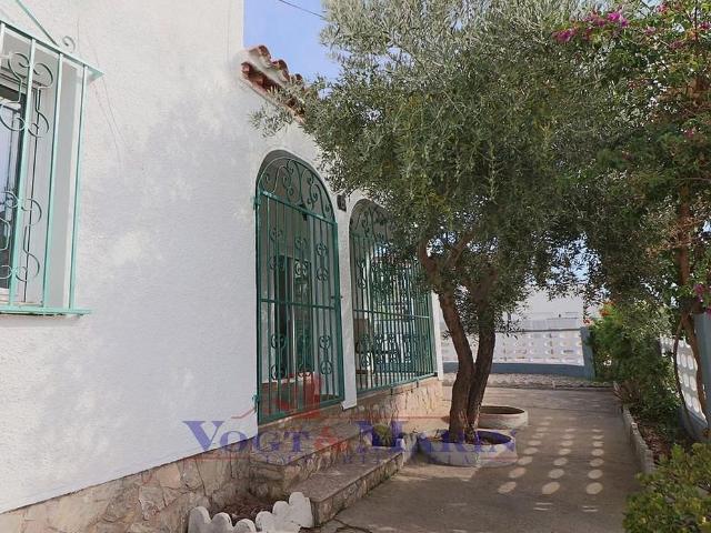 Chalet en venta en calle Cap Gros, Roses, de 69 m² 2 habitaciones por 295.000