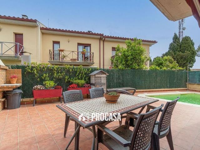 Chalet en venta en calle Castelló, Vila Sacra, de 167 m² 3 habitaciones por 379.000