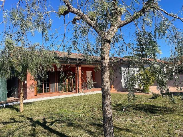 Chalet en venta en calle Central, Botarell, de 200 m² 5 habitaciones por 415.000 €