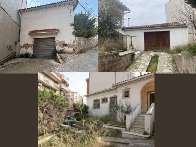 Chalet en venta en calle CL Tarragona, Manresa, de 132 m² 3 habitaciones por 220.000