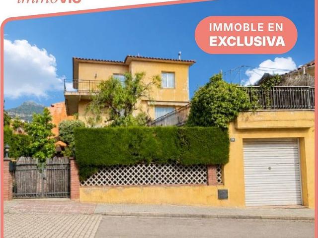 Chalet en venta en calle Curtidors, Centelles, de 159 m² 6 habitaciones por 414.900