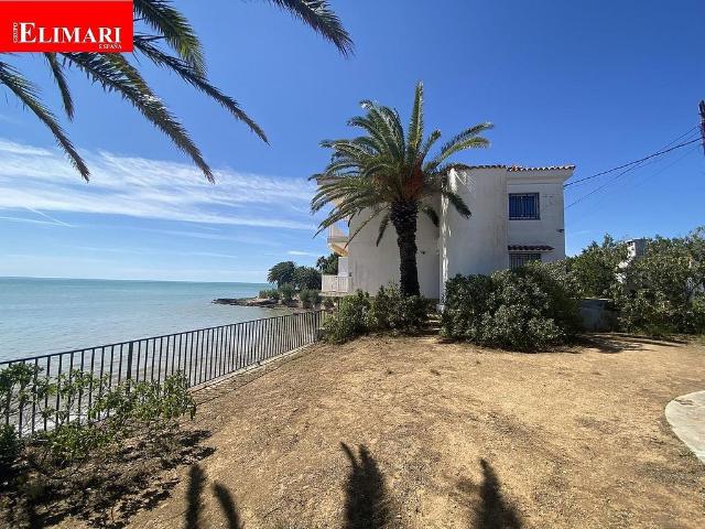 Chalet en venta en calle, Alcanar, de 200 m² 5 habitaciones por 635.000