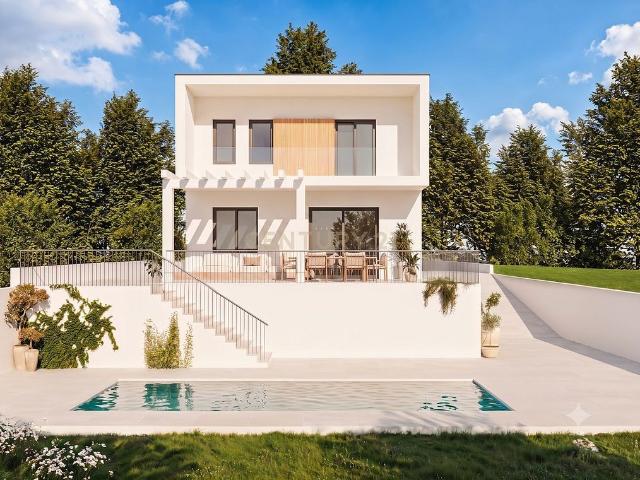 Chalet en venta en calle Alemana, Pallejà, de 150 m² 4 habitaciones por 495.000