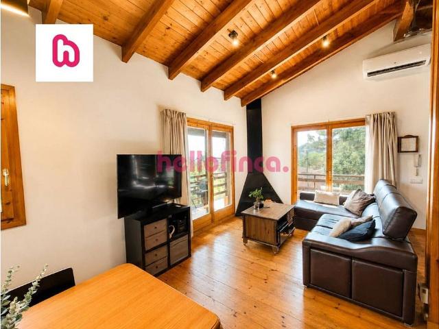 Chalet en venta en calle Apel·Les Mestres, Ametlla del Vallès, l´, de 161 m² 4 habitaciones por 330.000