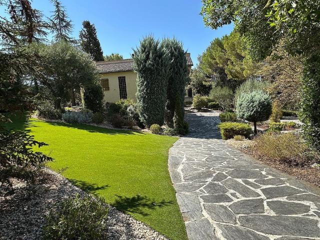 Chalet en venta en calle Bauma de la, Vacarisses, de 144 m² 4 habitaciones por 425.000