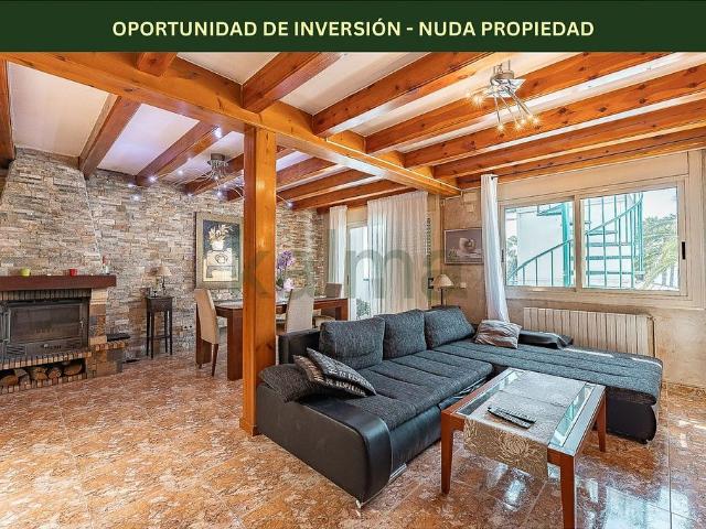 Chalet en venta en calle Berganti, Cambrils, de 189 m² 4 habitaciones por 270.046