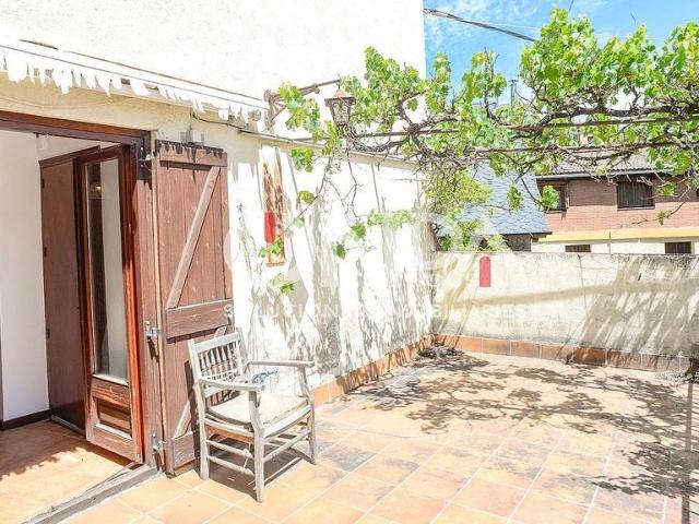 Chalet en venta en calle Bressui, Sort, de 459 m² 7 habitaciones por 329.000