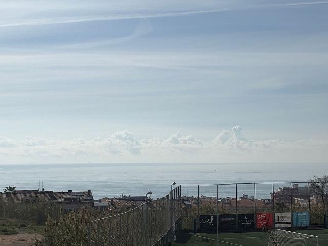 Chalet en venta en Masnou, de 200 m² 7 habitaciones por 550.000