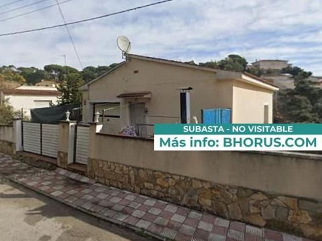 Chalet en venta en calle Galceran, Vidreres, de 170 m² 4 habitaciones por 191.000