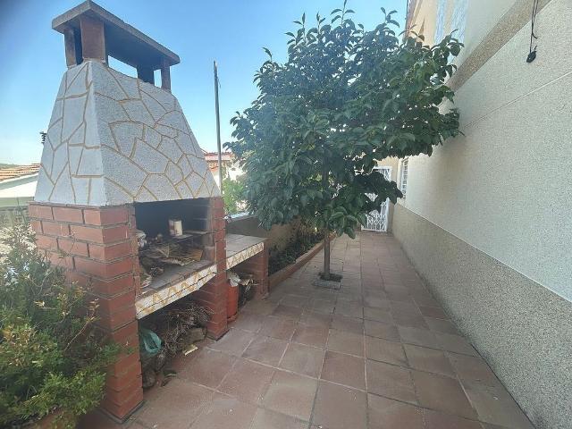 Chalet en venta en calle Guardiola, Sant Salvador de Guardiola, de 160 m² 5 habitaciones por 299.000