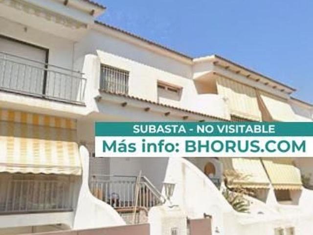 Chalet en venta en calle Doctor Fleming, Sant Pere de Ribes, de 206 m² 4 habitaciones por 257.300