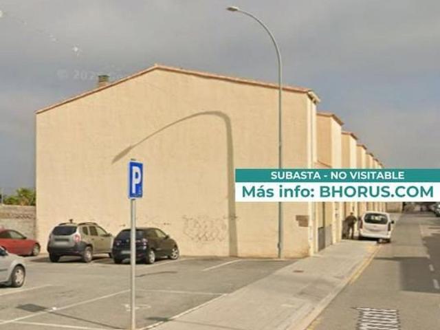 Chalet en venta en calle D'amunt, Mont Roig del Camp, de 145 m² 4 habitaciones por 127.000