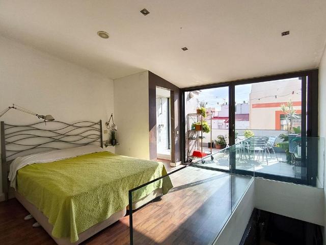 Chalet en venta en calle De Comte, Tarragona, de 168 m² 2 habitaciones por 319.000