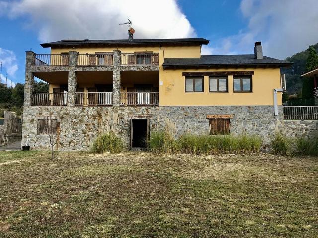 Chalet en venta en calle De Can Garriga, Seva, de 400 m² 4 habitaciones por 760.000