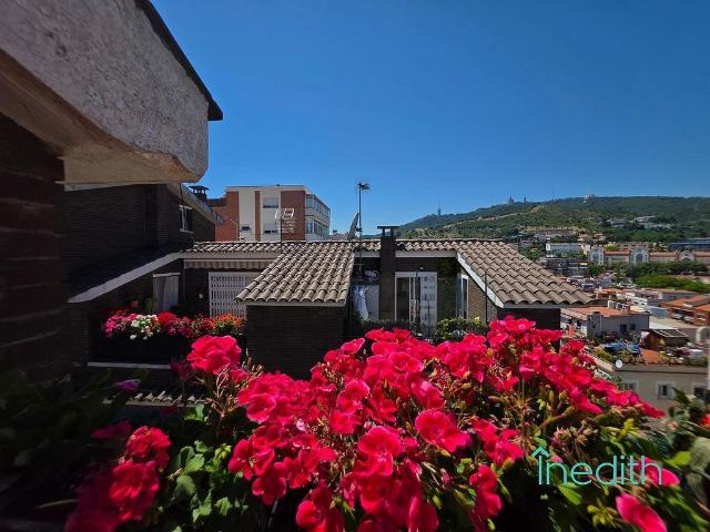 Chalet en venta en calle De Fastenrath, Barcelona, de 145 m² 5 habitaciones por 585.000