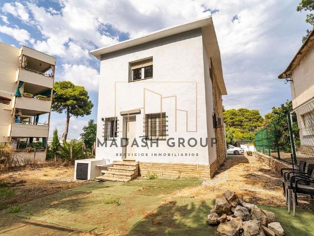 Chalet en venta en calle De Josep Pla, Salou, de 125 m² 4 habitaciones por 398.000