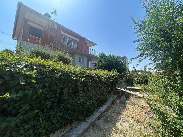Chalet en venta en calle De Juli Garreta, Lliçà d´Amunt, de 115 m² 3 habitaciones por 350.000