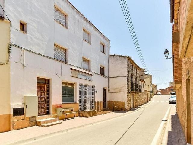 Chalet en venta en calle De la Bassa, Pobla de Massaluca, la, de 382 m² 9 habitaciones por 144.000