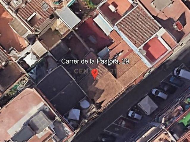 Chalet en venta en calle De la Pastora, Rubí, de 169 m² 1 habitación por 149.000