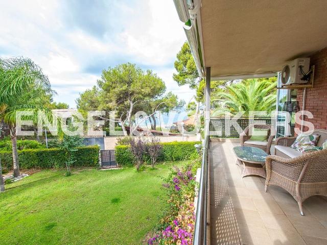 Chalet en venta en calle De la Punta Roja, Salou, de 340 m² 4 habitaciones por 790.000 €