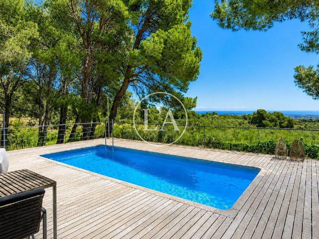 Chalet en venta en calle De la Tramuntana, Riudecanyes, de 130 m² 4 habitaciones por 450.000