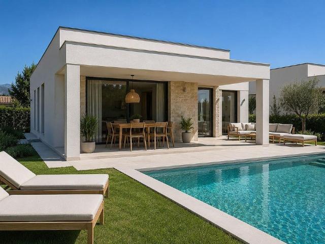 Chalet en venta en calle De L'eucaliptus, Roses, de 100 m² 3 habitaciones por 570.000
