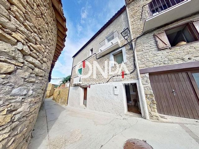 Chalet en venta en calle De Sant Martí, Àger, de 291 m² 7 habitaciones por 175.000
