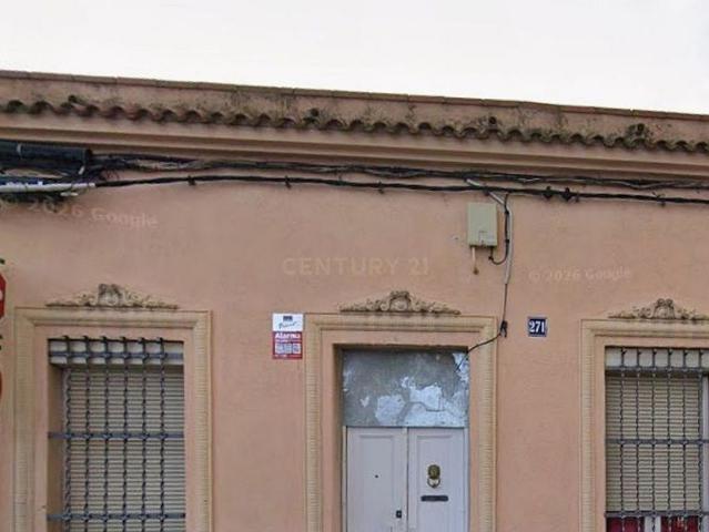 Chalet en venta en calle De Sant Sebastià, Sabadell, de 148 m² 3 habitaciones por 198.000