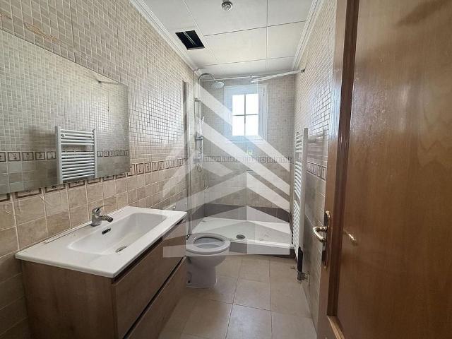 Chalet en venta en calle De Pau Gargallo, Reus, de 437 m² 6 habitaciones por 359.000