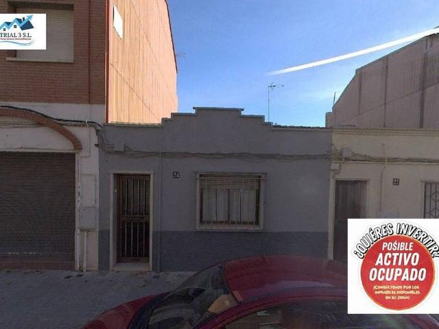 Chalet en venta en calle De Ramon Jové, Sabadell, de 233 m² 5 habitaciones por 199.353