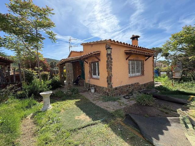 Chalet en venta en calle Del Molí, Calonge, de 60 m² 3 habitaciones por 200.000