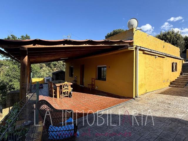 Chalet en venta en calle Del Puig Dari, Sant Quirze Safaja, de 135 m² 3 habitaciones por 210.000