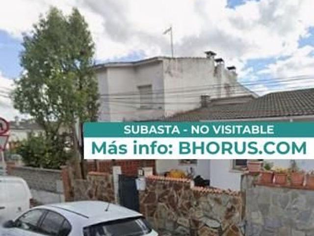 Chalet en venta en calle Del Pallars Jussà, Olesa de Montserrat, de 79 m² 2 habitaciones por 106.100