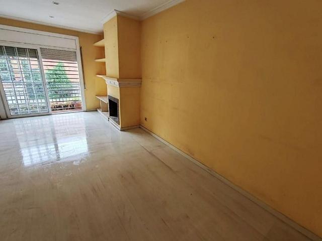Chalet en venta en calle Del Prat, Prat de Llobregat, El, de 113 m² 4 habitaciones por 495.000