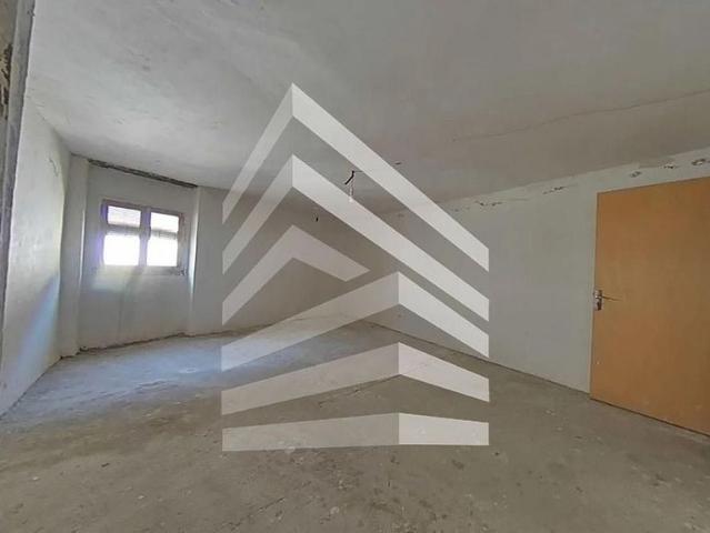 Chalet en venta en calle Del Raval, Pobla de Segur, la, de 463 m² 5 habitaciones por 131.000
