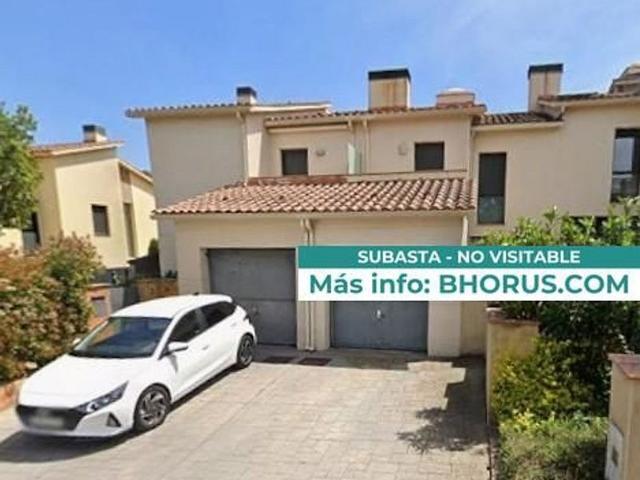 Chalet en venta en calle Dels Cirerers, Roca del Vallès, la, de 145 m² 3 habitaciones por 308.900