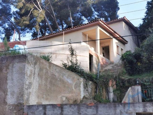 Chalet en venta en calle Dels Països Catalans, Piera, de 160 m² 3 habitaciones por 116.000