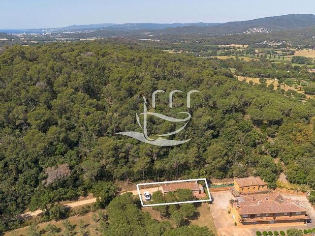 Chalet en venta en calle D'ermedas, Palafrugell, de 44 m² 1 habitación por 165.000