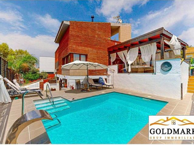 Chalet en venta en calle Felip Pedrell, Vendrell, El, de 102 m² 4 habitaciones por 525.000