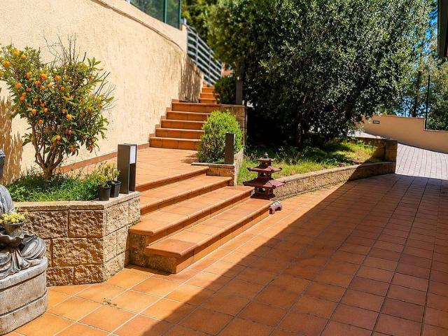 Chalet en venta en calle Lligabosc, Santa Susanna, de 251 m² 5 habitaciones por 460.000