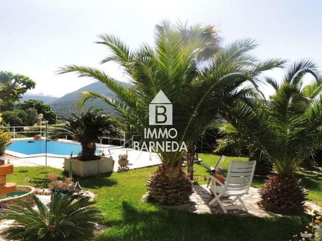 Chalet en venta en calle Màlaga, Roses, de 266 m² 4 habitaciones por 645.000