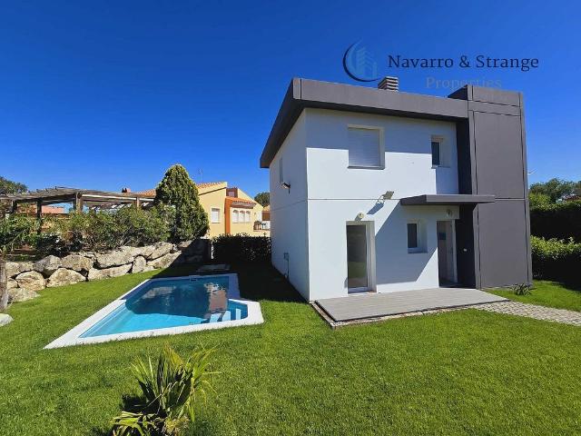 Chalet en venta en calle Melies de Les, Mont Roig del Camp, de 153 m² 3 habitaciones por 530.000