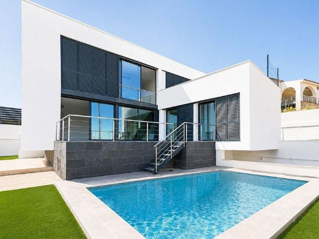 Chalet en venta en calle Mirador, Canyelles, de 224 m² 4 habitaciones por 680.000
