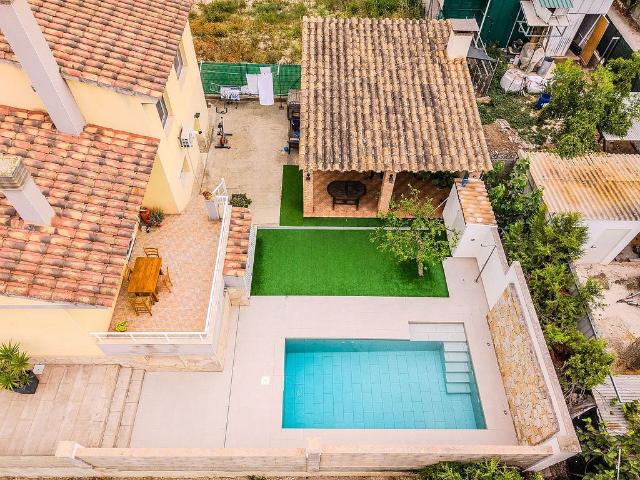 Chalet en venta en calle S Antoni, Deltebre, de 222 m² 8 habitaciones por 499.000