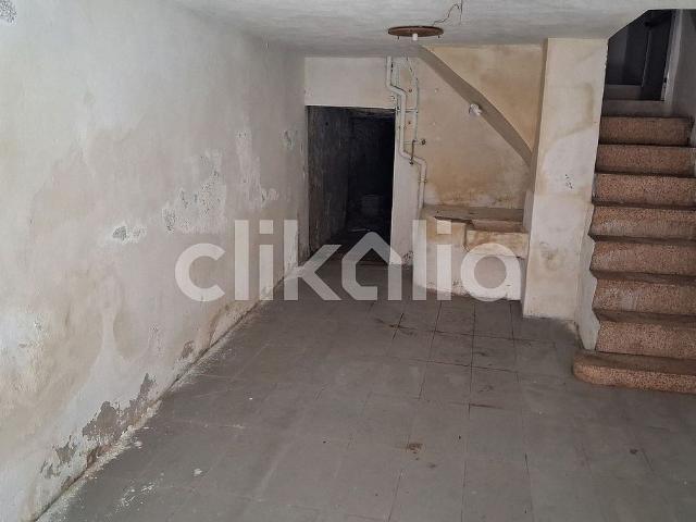 Chalet en venta en calle Sant Pasqual, Ulldecona, de 198 m² 3 habitaciones por 40.000