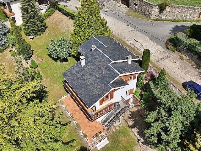 Chalet en venta en calle Sta Anna, Planoles, de 206 m² 6 habitaciones por 450.000