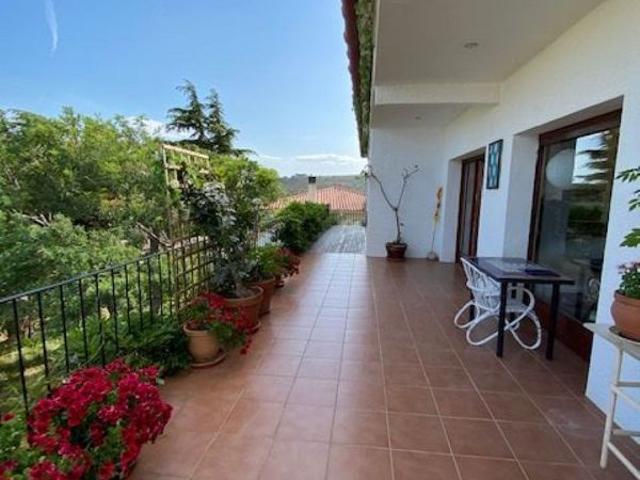 Chalet en venta en calle Pompeu Fabra, Llançà, de 250 m² 6 habitaciones por 750.000