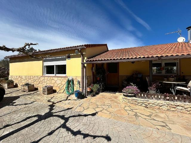 Chalet en venta en calle Partida Freixa, Valls, de 235 m² 7 habitaciones por 380.000