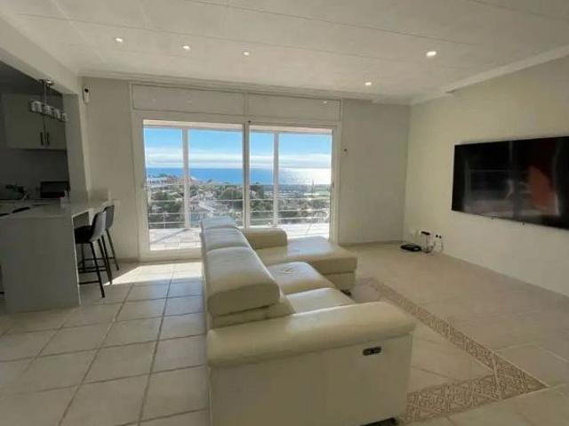 Chalet en venta en calle Peixos, Santa Susanna, de 250 m² 5 habitaciones por 525.000
