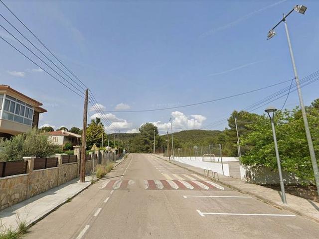 Chalet en venta en calle Pep Ventura, Calafell, de 235 m² 5 habitaciones por 173.000